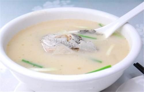 产后误区：产后越早喝催乳汤越好 漂亮妈妈月子中心加盟