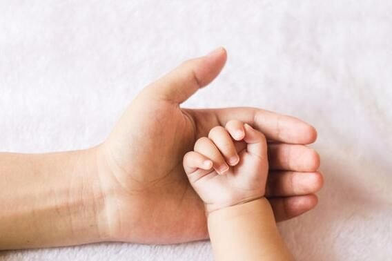 月子中心加盟，漂亮妈妈，产后2大乳房问题 新妈要懂护理