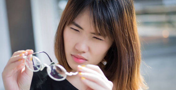 女性产后视力下降，这样做可以有效预防